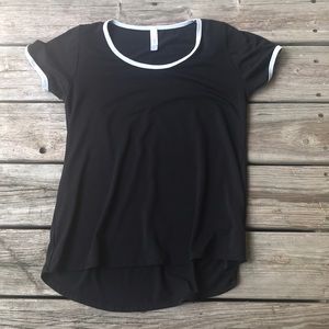 XS black classic t LulaRoe
